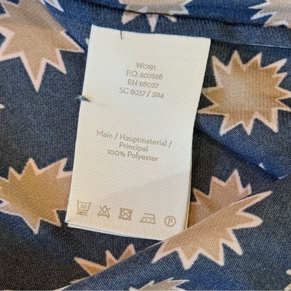 Boden silky blouse navy tan v-neck buttons balloon sleeves elastic cuff 12 - Picture 9 of 11